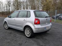 Gebraucht VW Polo 64 PS (47 kW) 2004 Silber Kleinwagen