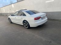 Gebraucht Audi S8 Ambiente 519 PS (381 kW) 2015 Weiß Limousine