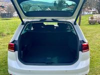 Gebraucht VW Passat 190 PS (139 kW) 2020 Weiß Kombi