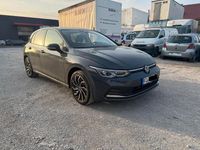 Gebraucht VW Golf VIII Active 131 PS (96 kW) 2022 Grau Limousine