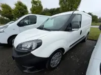 Gebraucht Fiat Doblò 120 PS (88 kW) 2022 Weiß Van / Kleinbus