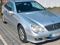 Gebraucht Mercedes C180 143 PS (105 kW) 2006 Silber Coupé