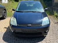 Brugt Ford Fiesta Ambiente 101 HK (74 kW) 2004 Blå Hatchback