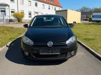Gebraucht VW Golf VI Team 105 PS (77 kW) 2011 Schwarz Kleinwagen
