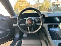 Second-hand Porsche Taycan 300 kW (408 CP) 2024 Negru Berlinǎ