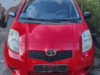 Gebraucht Toyota Yaris Cool 69 PS (50 kW) 2007 Rot Limousine