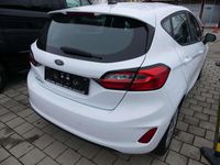 Gebraucht Ford Fiesta Cool & Connect 75 PS (55 kW) 2022 Weiß Kleinwagen