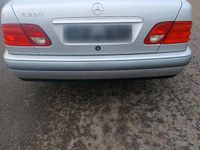 Gebraucht Mercedes E230 1991 Silber Limousine