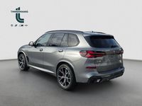 Neu BMW X5 M Sport 352 PS (258 kW) 2026 Grau SUV