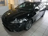 Używany Ford Focus ST-Line 176 KM (129 kW) 2020 Czarny Kombi