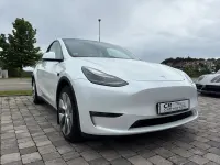 Gebraucht Tesla Model Y 378 kW (514 PS) 2023 Weiß SUV