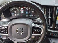 Gebraucht Volvo XC60 R-Design 190 PS (139 kW) 2018 Blau SUV