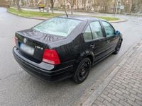 Gebraucht VW Bora 101 PS (74 kW) 1999 Schwarz Limousine