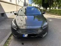 Gebraucht Ford Focus Titanium 120 PS (88 kW) 2018 Grau Kombi