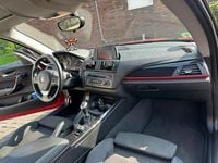 Gebraucht BMW 114 102 PS (75 kW) 2012 Rot Kleinwagen