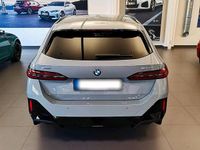 Gebraucht BMW 540 Shadowline 303 PS (222 kW) 2025 Grau Kombi