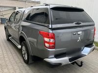 Gebraucht Mitsubishi L200 Top 181 PS (133 kW) 2018 Grau Pickup
