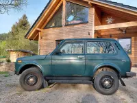 Gebraucht Lada niva 84 PS (61 kW) 2010 Grün SUV