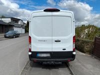 Second-hand Ford Transit 130 CP (95 kW) 2023 Alb Monovolum