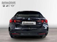 Gebraucht BMW 120 156 PS (114 kW) 2024 Saphirschwarz (metallic) Kleinwagen