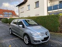 Gebraucht Mercedes B160 95 PS (69 kW) 2011 Grau Van / Kleinbus