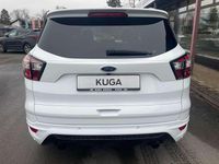 Gebraucht Ford Kuga ST-Line 150 PS (110 kW) 2019 Frostweiß SUV