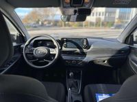Gebraucht Hyundai i20 Select 101 PS (74 kW) 2024 Grün Kleinwagen