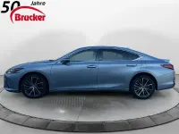 Gebraucht Lexus ES300H 218 PS (160 kW) 2023 Grau Limousine