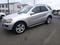Gebraucht Mercedes ML320 224 PS (164 kW) 2005 Silber SUV