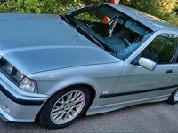 Second-hand BMW 323 170 CP (125 kW) 1999 Argintiu