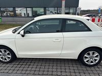 Gebraucht Audi A1 Premium 122 PS (89 kW) 2011 Weiß Kleinwagen