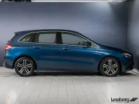 Gebraucht Mercedes B200 Progressive 150 PS (110 kW) 2022 Blau Van / Kleinbus