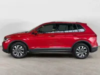Gebraucht VW Tiguan Active 150 PS (110 kW) 2022 Rot SUV