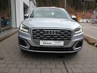 Gebraucht Audi Q2 Advanced Plus 116 PS (85 kW) 2019 Silber SUV