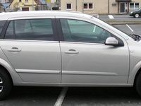 Gebraucht Opel Astra 116 PS (85 kW) 2009 Beige metallic Kombi