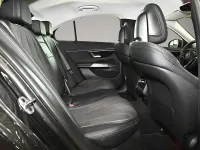 Gebraucht Mercedes E300 204 PS (150 kW) 2025 Grau Limousine