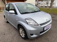 Gebraucht Daihatsu Sirion 91 PS (66 kW) 2011 Silber Kleinwagen