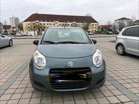Gebraucht Suzuki Alto 68 PS (50 kW) 2012 Grau Kleinwagen