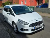 Gebraucht Ford S-MAX Titanium 165 PS (121 kW) 2019 Weiß Van / Kleinbus