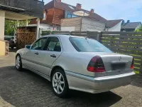 Gebraucht Mercedes C180 122 PS (89 kW) 1998 Silber Limousine