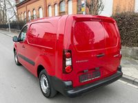 Gebraucht Peugeot Partner 99 PS (72 kW) 2017 Rot Van / Kleinbus