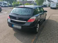 Gebraucht Opel Astra 105 PS (77 kW) 2025 Schwarz Kleinwagen