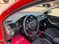 Gebraucht Skoda Rapid Ambition 90 PS (66 kW) 2017 Rot Limousine