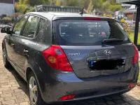 Usado Kia Ceed 109 CV (80 kW) 2008 Gris Utilitario