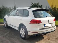 Gebraucht VW Touareg Edition 262 PS (192 kW) 2017 Weiß SUV