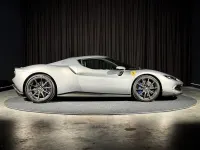 Gebraucht Ferrari 296 829 PS (609 kW) 2024 Grau