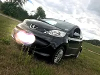 Gebraucht Peugeot 107 50 PS (36 kW) 2008 Schwarz Kleinwagen