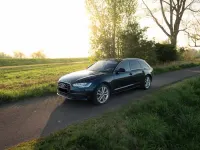 Używany Audi A6 Ambiente 272 KM (200 kW) 2014 Niebieski Kombi