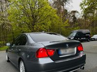 Gebraucht BMW 335 2010 Grau Limousine
