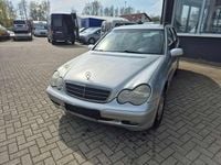 Second-hand Mercedes C200 Classic 116 CP (85 kW) 2002 Argintiu Break